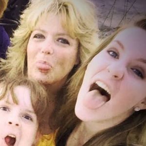 Meet your Posher, Kim